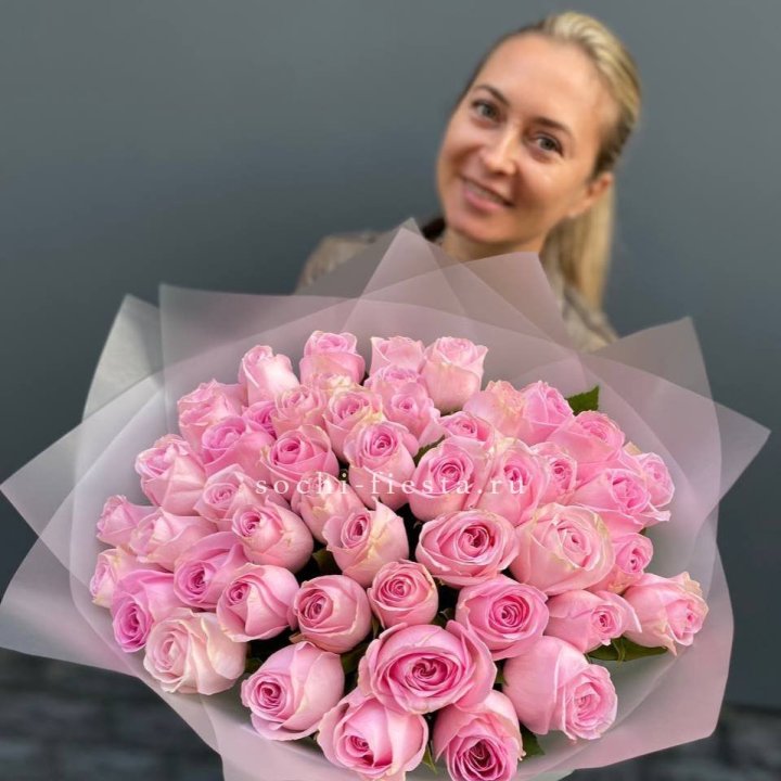 51 розовая роза в Новочеркасске