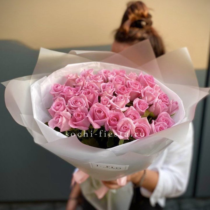 Букет розовых роз  в Новочеркасске