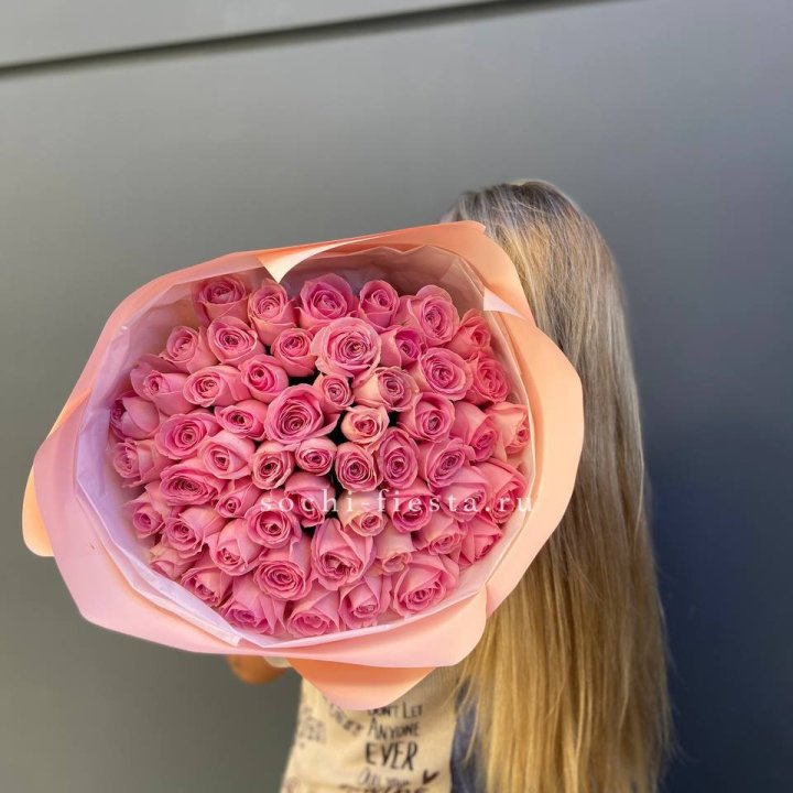 55 розовых роз в Новочеркасске