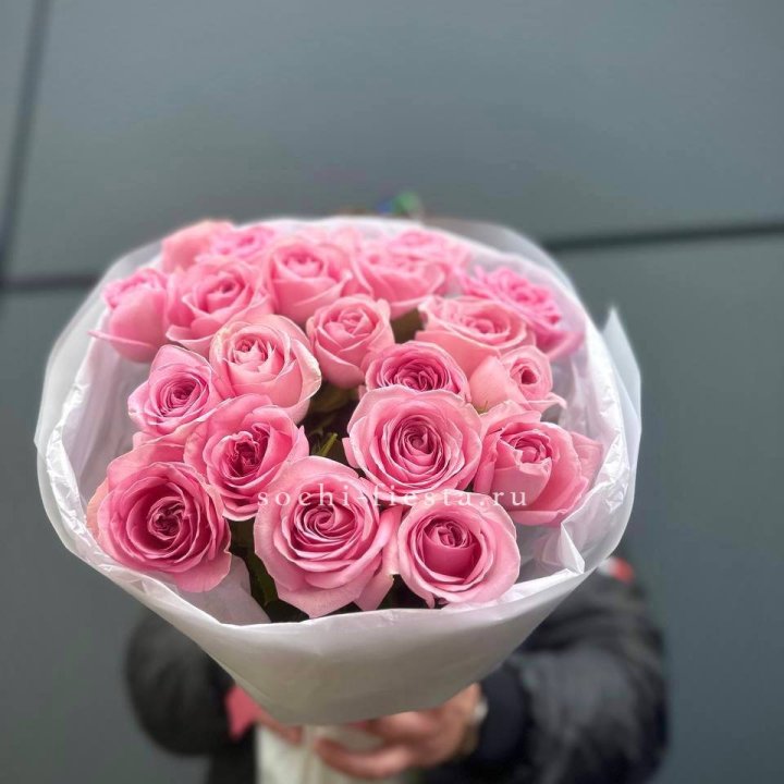 21 Розовая роза в белом в Новочеркасске