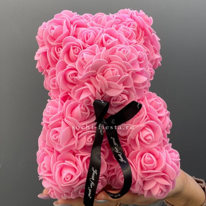 Игрушка медведь из розовых роз в Новочеркасске