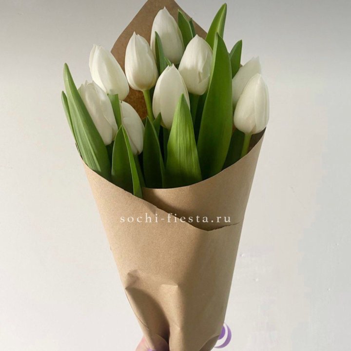 Букет белых тюльпанов в Новочеркасске
